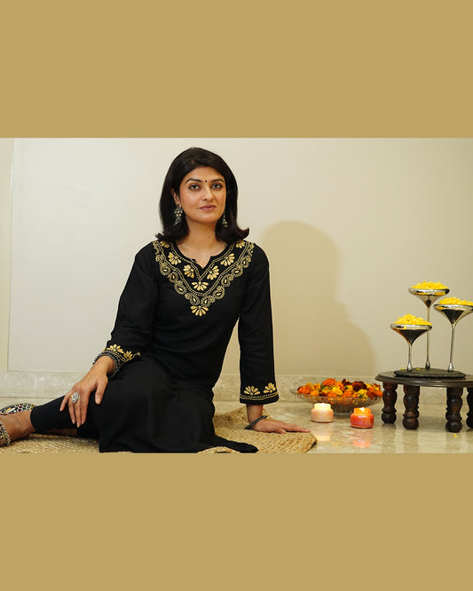 Noor Chikankari Rayon Kurta