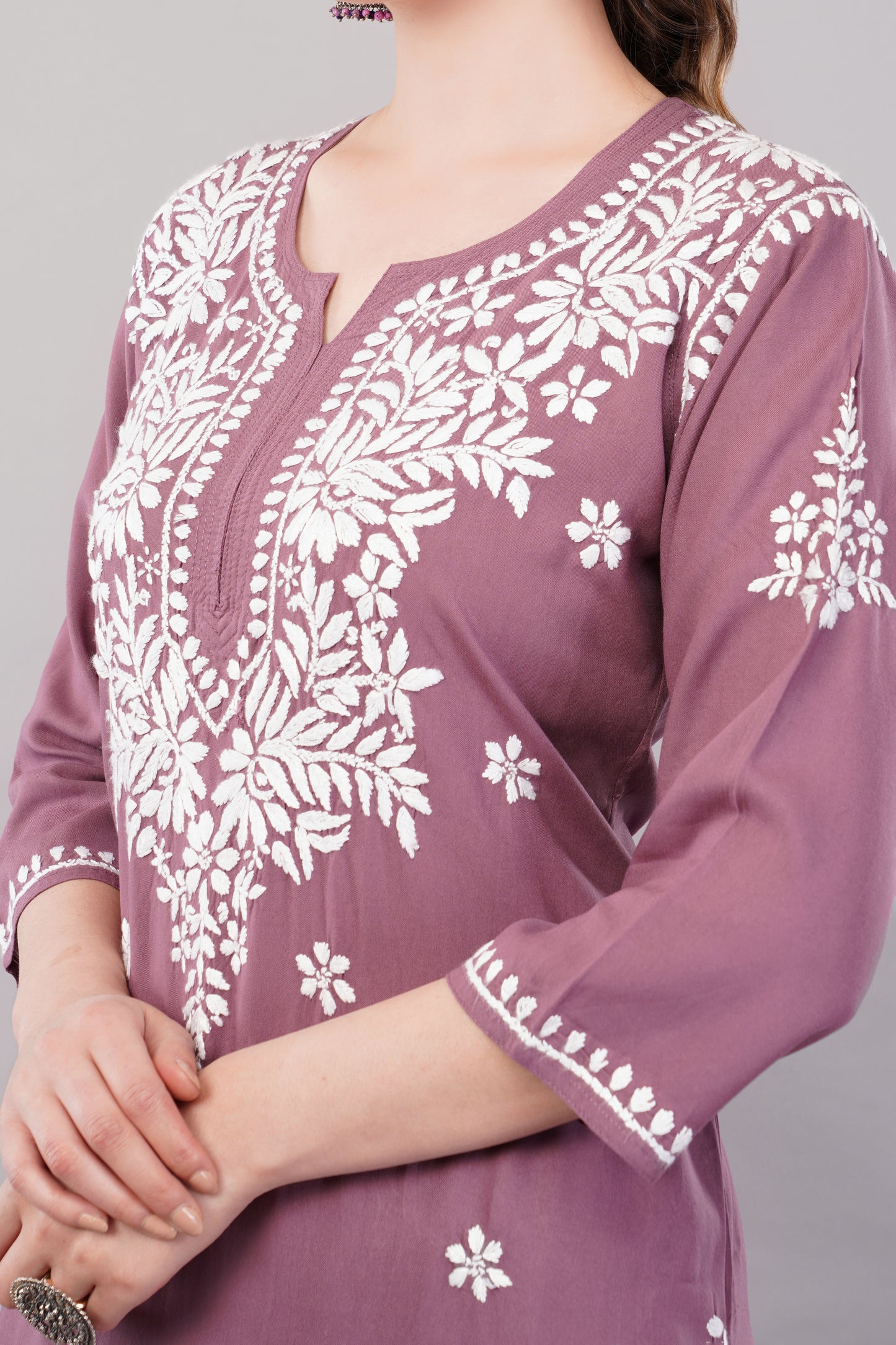 Khwab Chikankari Muslin Kurta Pant Set