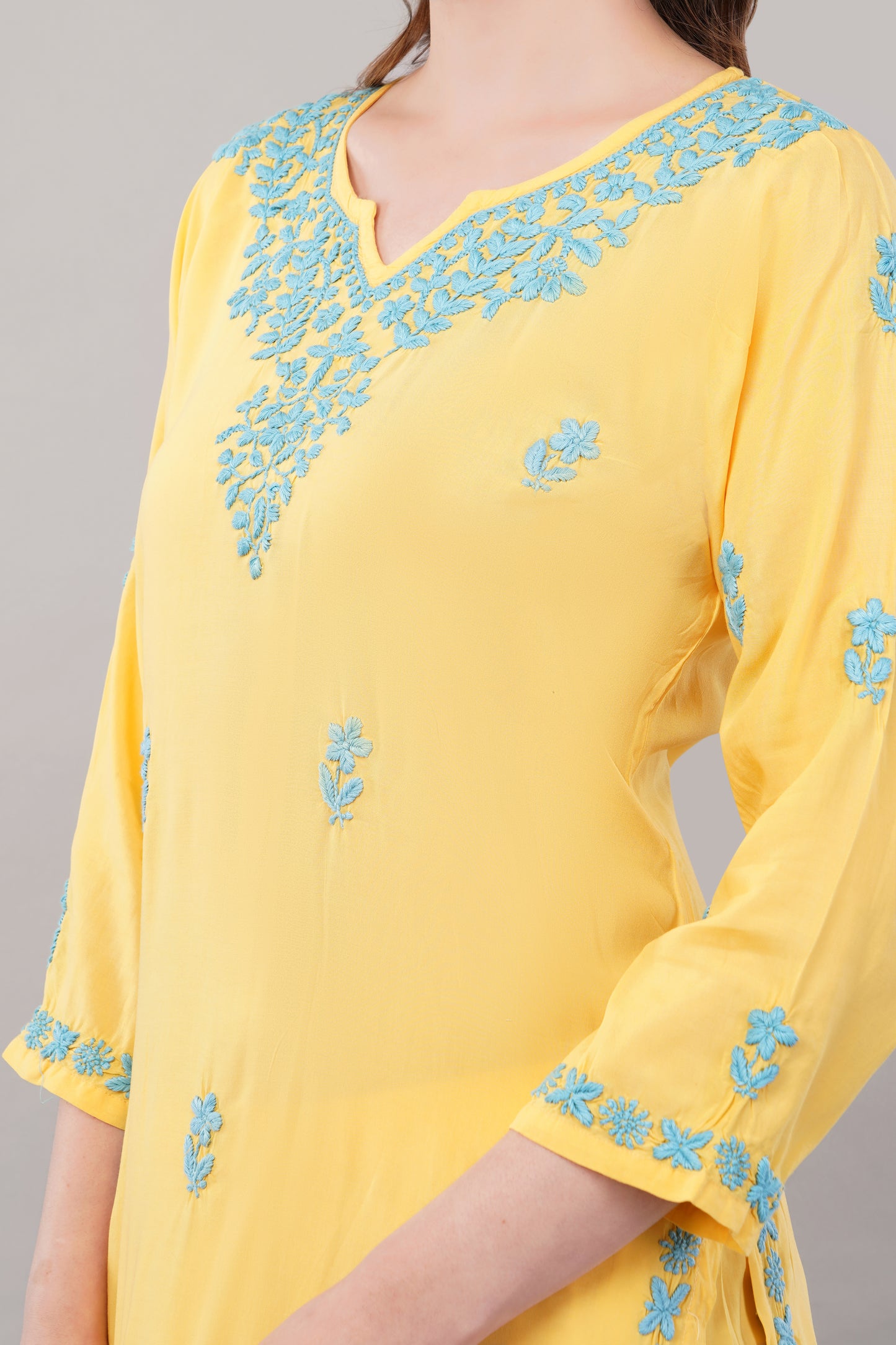 Falak Chikankari Modal Kurta Pant set
