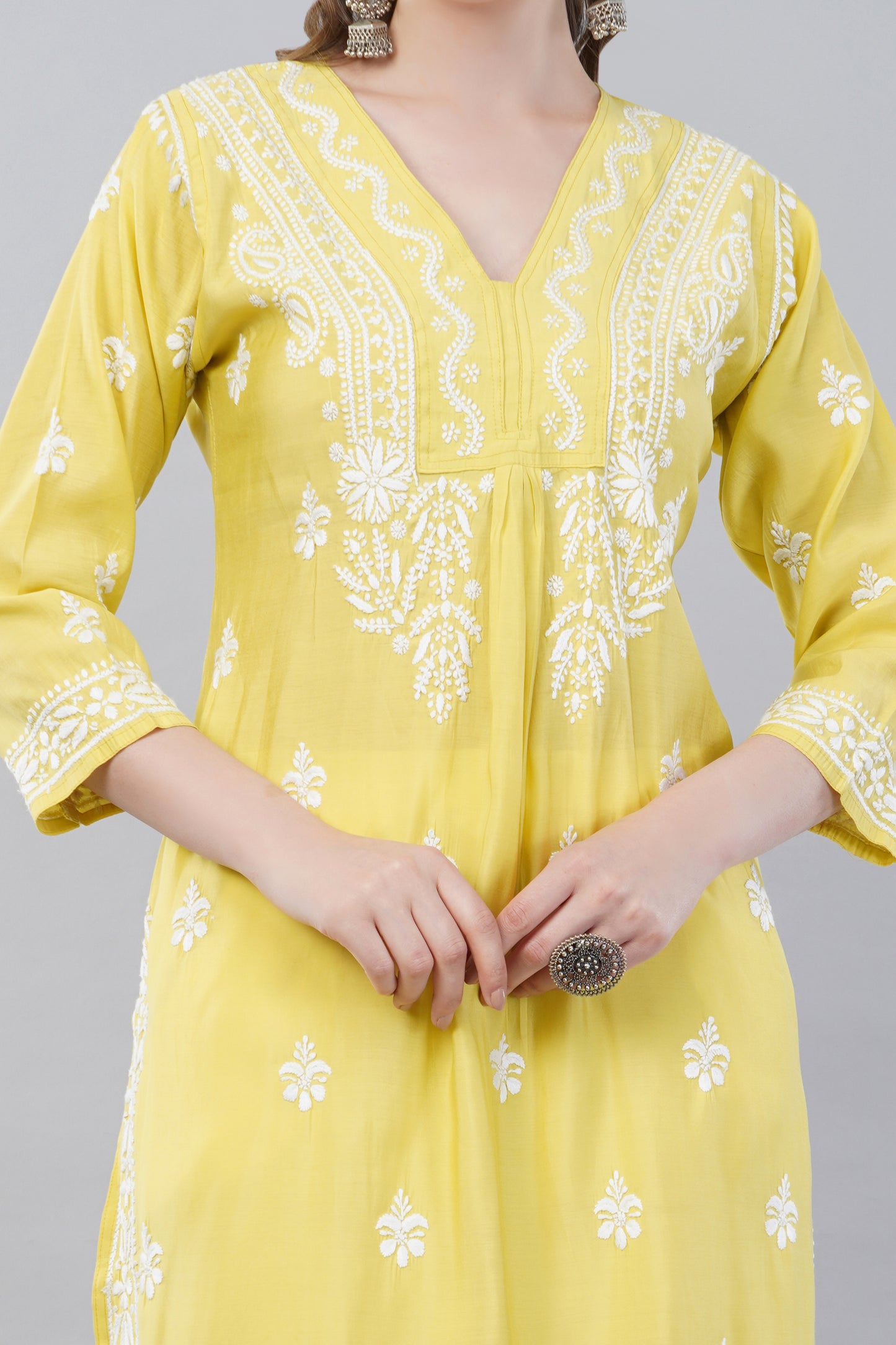 Nazakat Chikankari Muslin Kurta