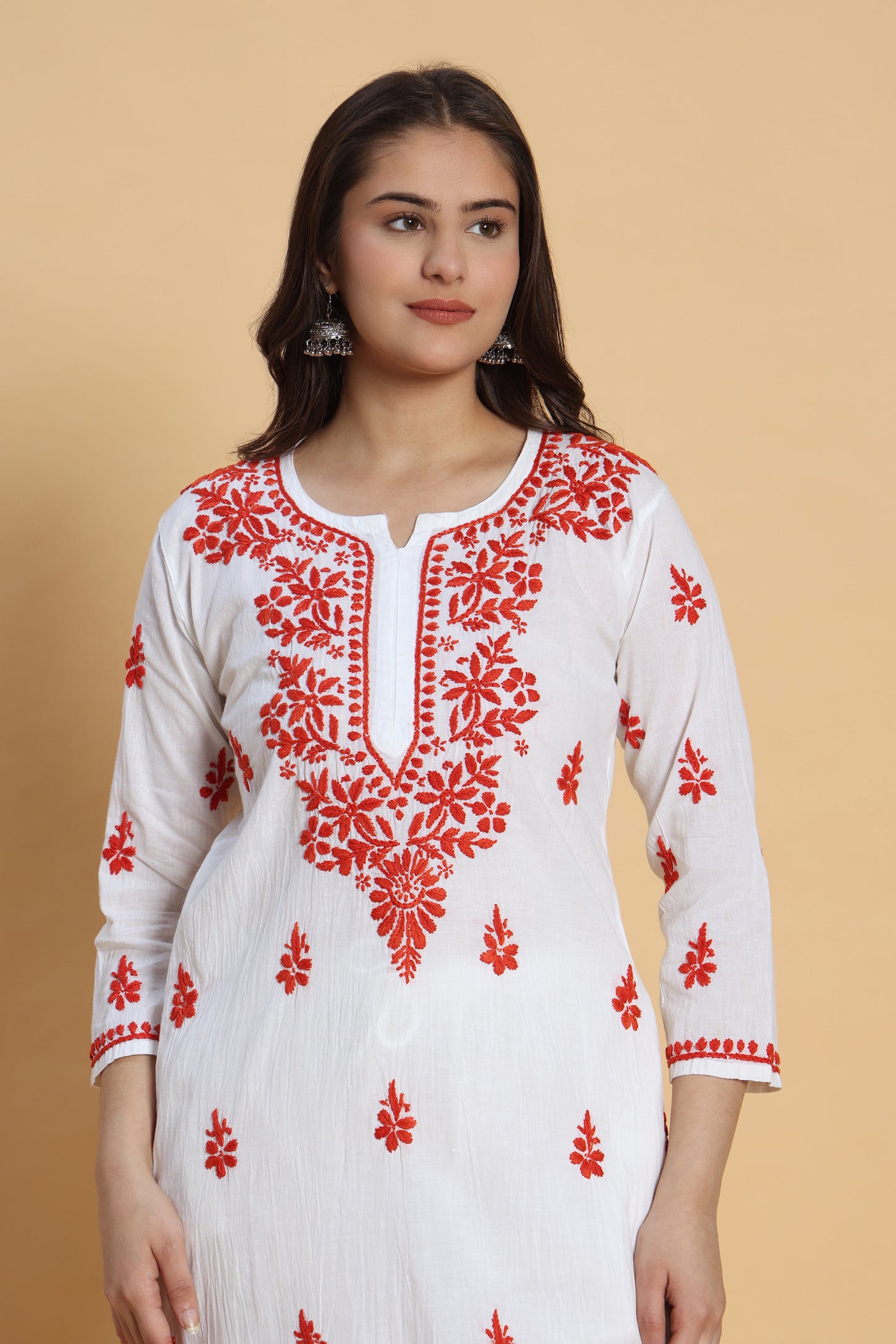 Zehn Chikankari Mul Cotton Kurta Pant set