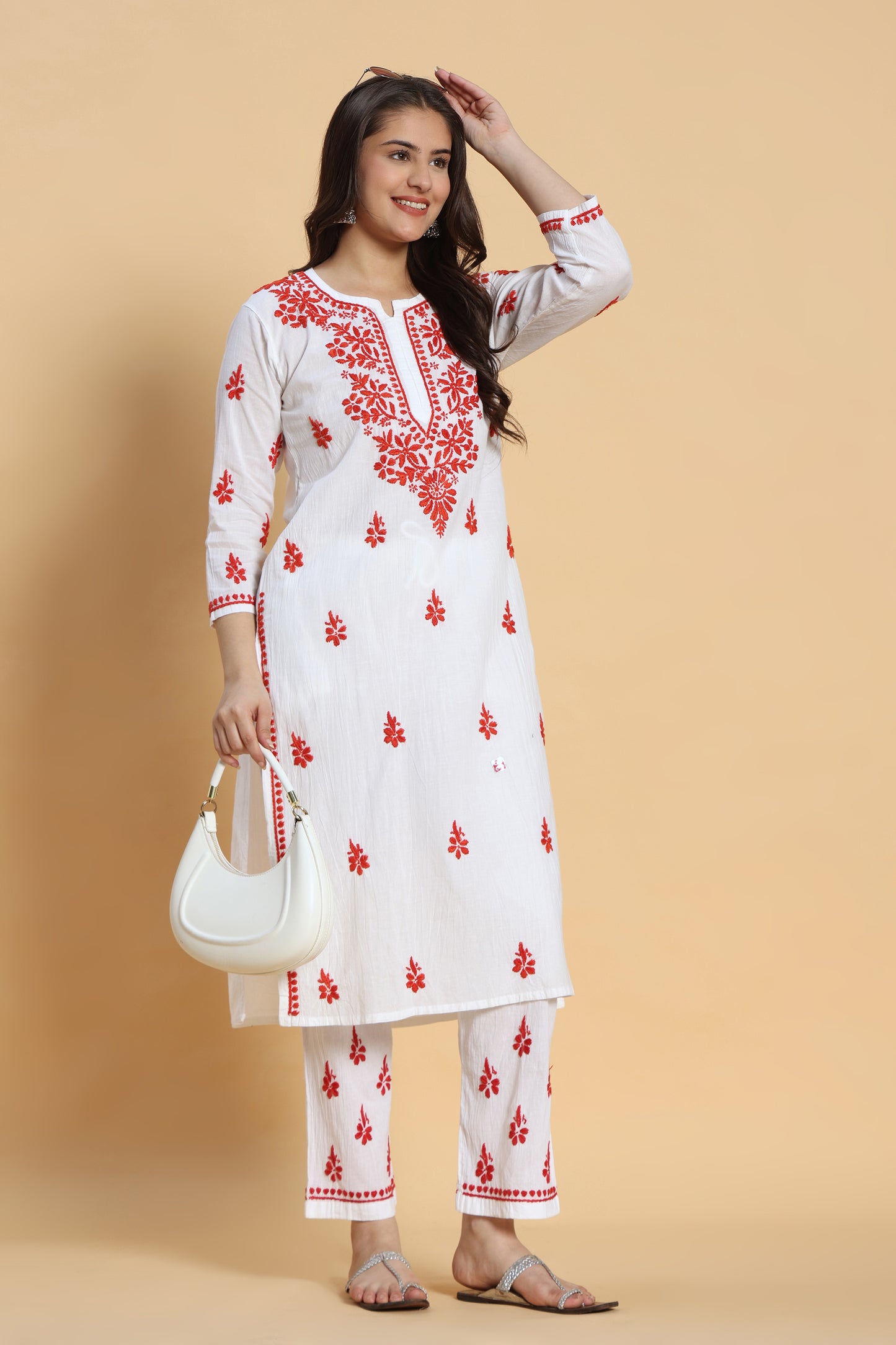 Zehn Chikankari Mul Cotton Kurta Pant set