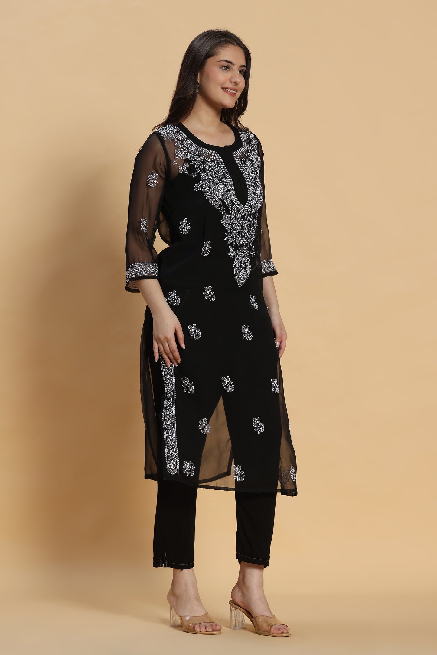 Fanaa Chikankari Georgette Kurta
