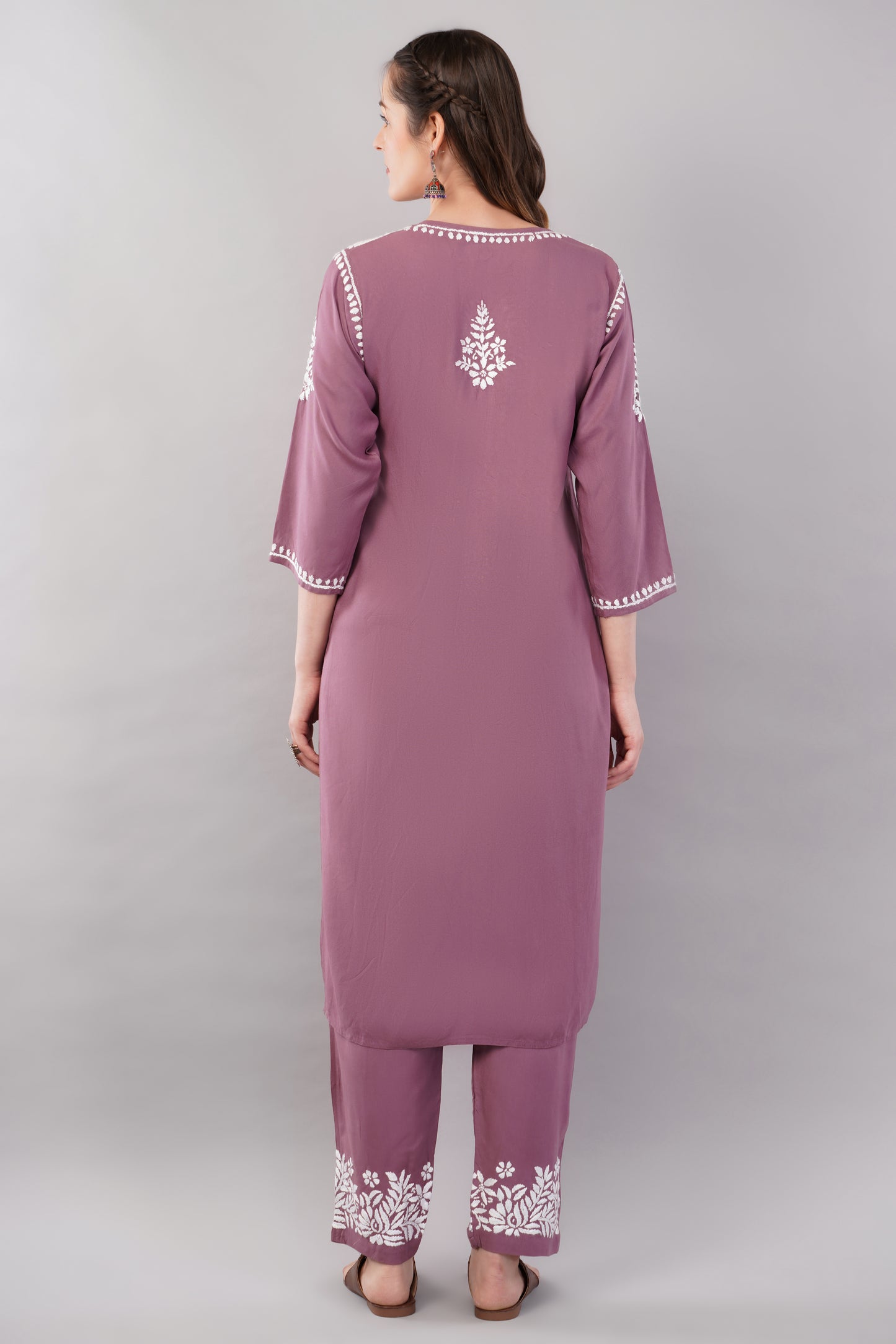 Khwab Chikankari Muslin Kurta Pant Set